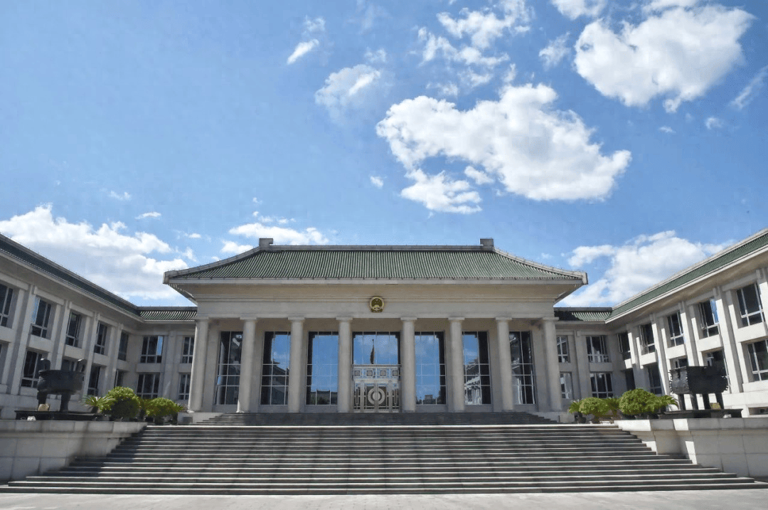 最高检谈珠海驾车冲撞行人案件：从重从严追究刑事责任