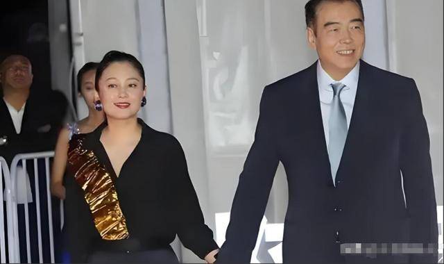 “大陆第一美人”两大名导为其沉迷，今55岁却像25岁的她经历了啥