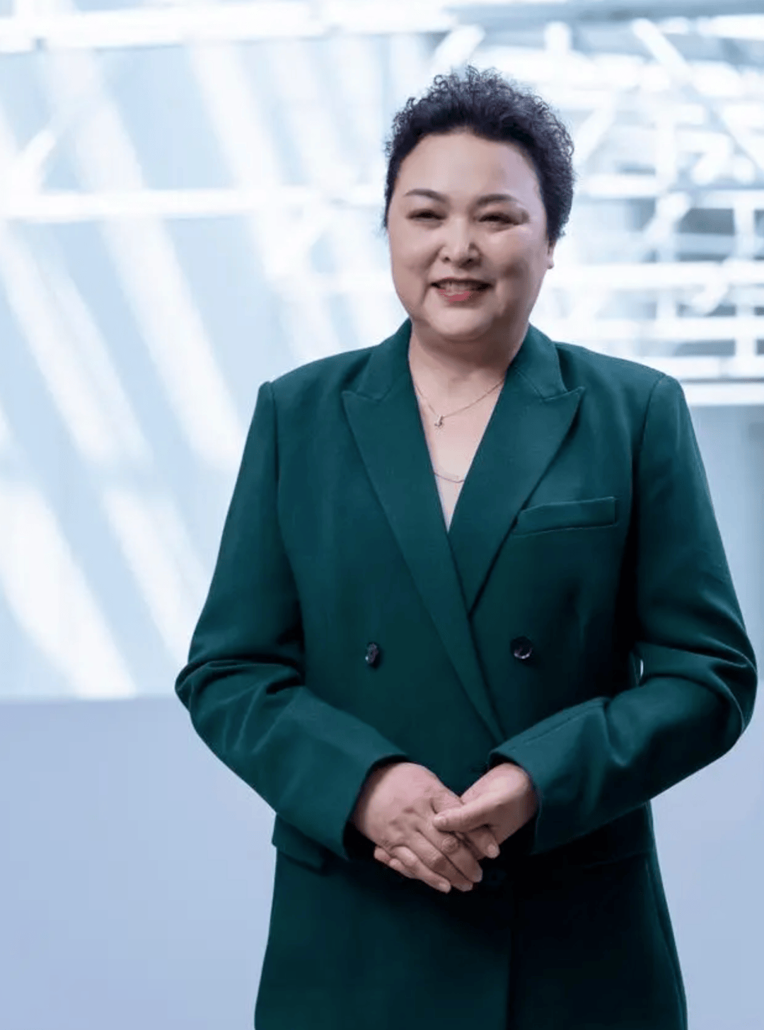 小鹏月销破3万碾压小米，揭秘“铁娘子”的操盘术