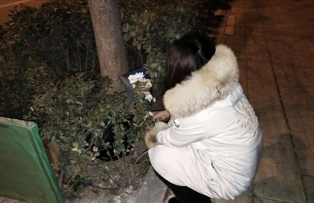 研三女生烧炭自杀！疑因数据被导师给别人，毕业无望……87岁爷爷得知噩耗后突发脑溢血